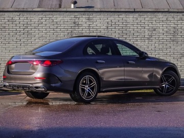 Mercedes Klasa E W214 2025 E Klasa 300 e 4-Matic AMG 2.0 (313KM) 2025, zdjęcie 3