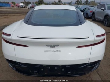Aston Martin DB11 Coupe 4.0 V8 503KM 2018 Aston Martin DB11 2018 4.0l 4.0 Benzyna 503KM, zdjęcie 3