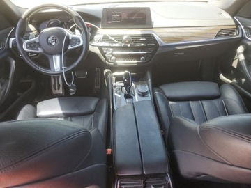 BMW Seria 5 G30-G31 2018 BMW Seria 5 540i 2018 3.0l 3.0 Benzyna 335KM, zdjęcie 8