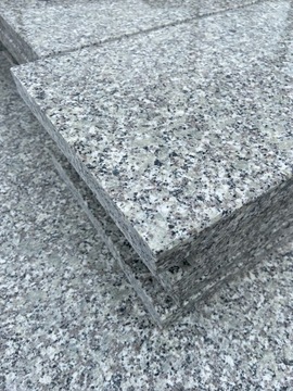 parapety granitowe zewnętrzne wewnętrzne