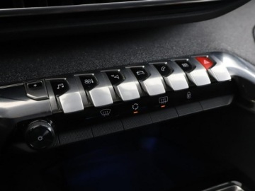 Peugeot 3008 II Plug-In Hybrid HYbrid 225 PHEV 225KM 2020 Peugeot 3008 PHEV automat półskóra virtual, zdjęcie 29