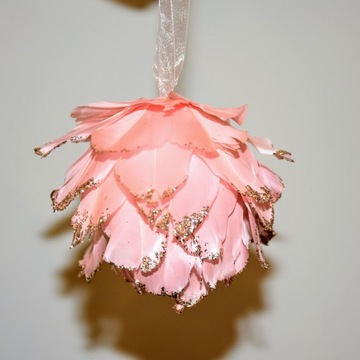ПОДВЕСНОЙ ЦВЕТОК ПЕРО РОЗОВЫЙ маленький 10х8/18см