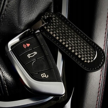 Брелок из углеродного волокна для Volvo