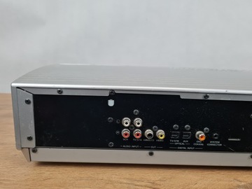 Yamaha YSP-500 – саундбар + пульт дистанционного управления