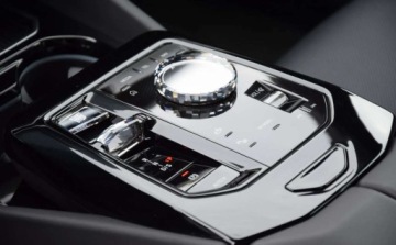 BMW Seria 5 G90-91 2023 BMW Seria 5 520i 190km M Pakiet Brooklyn Salon PL VAT23 Dostepny od reki, zdjęcie 12