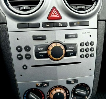 Opel Corsa D Hatchback 5d Facelifting 1.2 Twinport ECOTEC 70KM 2013 Opel Corsa Opel Corsa 1.2 Benzyna 70KM, zdjęcie 6