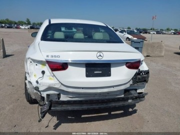 Mercedes Klasa E W213 2022 Mercedes-Benz Klasa E Mercedes-Benz E-Class 350 2.0 Benzyna 255KM, zdjęcie 4