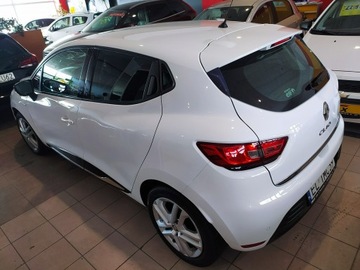 Renault Clio IV Hatchback 5d Facelifting 1.2 75KM 2017 Renault Clio 1,2 75KM Limited ,Bezwypadkowy, zdjęcie 5