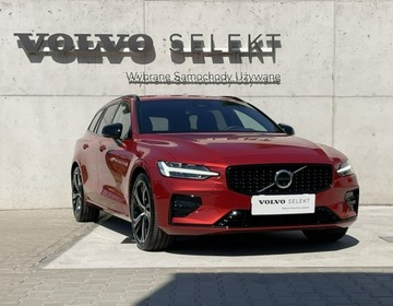 Volvo V60 II  Kombi Facelifting 2.0 B4 B 197KM 2024 Volvo V60 B4 B Plus Dark, DEMO!, zdjęcie 2