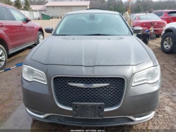 Chrysler 300C II 2020 Chrysler 300 Touring 2020 3.6 Benzyna 292KM, zdjęcie 7