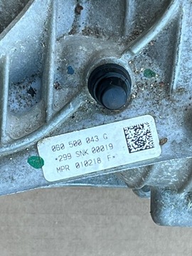 AUDI A4 A5 8W NÁPRAVA ZADNÍ 0B0500043G