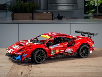 LEGO Technic 42125 Ferrari 488 GTE «AF Corse #51»