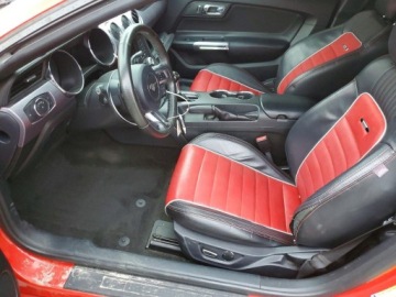 Ford Mustang VI Convertible 2.3 EcoBoost 317KM 2015 Ford Mustang 2015 FORD MUSTANG 2.3 Benzyna 317KM, zdjęcie 7