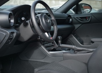 Toyota GR86 2.4 Boxer 234KM 2023 Toyota GR86 8000 km 2,4 aut Biała PERŁA ACC Keyles Full-Led Kamera IDEALNA, zdjęcie 10