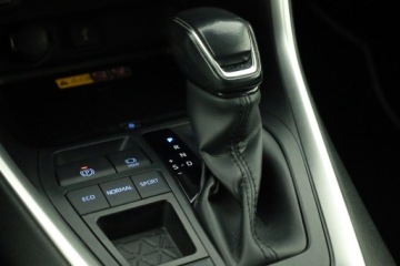 Toyota RAV4 V SUV 2.5 Hybrid Dynamic Force 218KM 2022 Toyota RAV 4 2.5 Hybrid, Salon Polska, zdjęcie 15