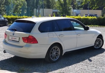 BMW Seria 3 E90-91-92-93 Touring E91 2.0 320d 177KM 2010 BMW Seria 3 2,0 Diesel Alufelgi Klimatronik Po oplatach z Niemiec, zdjęcie 5