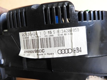 AUDI A4 CABRIO PŘÍSTROJOVÁ DESKA BUDÍK 8H0920900C