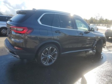 BMW X5 G05 2022 BMW X5 xDrive40i 2022 3.0 Benzyna 335KM, zdjęcie 3