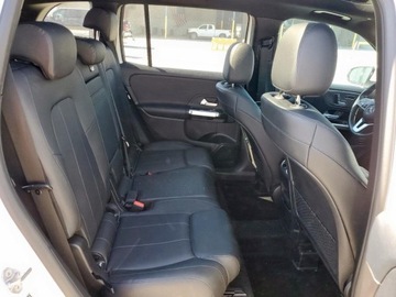 Mercedes GLB 2020 Mercedes-Benz GLB 250 2020 2.0 Benzyna 221KM, zdjęcie 2