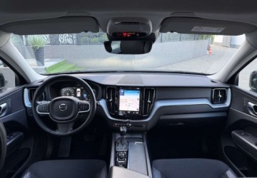 Volvo XC60 II Crossover D4 190KM 2020 Volvo XC 60 Volvo XC 60 D4 Geartronic Momentum Pro 2.0 Diesel 190KM, zdjęcie 7