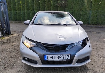 Honda Civic IX Hatchback 5d 2.2 i-DTEC 150KM 2012 Honda Civic 2012r, 2.2 CDTI. Lekko uszkodzony lewy przod. Jezdzi. 2.2, zdjęcie 17