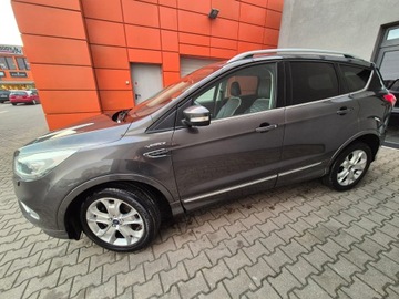 Ford Kuga II SUV Facelifting 2.0 TDCi 180KM 2018 Ford Kuga 2.0 TDCi Vignale, zdjęcie 2
