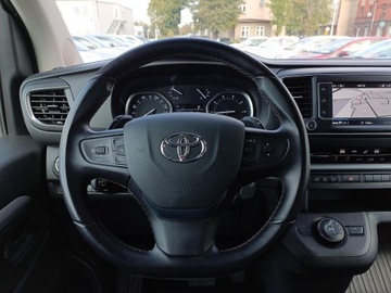 Toyota Proace II Furgon Medium 2.0 D-4D 177KM 2023 Toyota PROACE VERSO 2.0 D4-D Long VIP 2.0 D4D 177K, zdjęcie 11