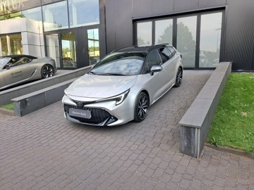 Toyota Corolla XII TS Kombi Facelifting 1.8 Hybrid 140KM 2024 Toyota Corolla 1.8 Hybrid GR Sport Dynamic Seria E