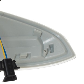 BLIKAČ SMĚROVKY C TŘÍDA W204 VITO W639 L+P