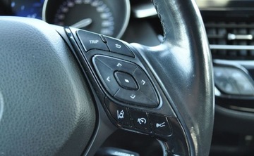 Toyota C-HR I Crossover 1.8 Hybrid 122KM 2018 Toyota C-HR 1.8 Hybryda Kamera Cofania Nawigacja Grz.siedzenia 1.8 Hybryda, zdjęcie 29