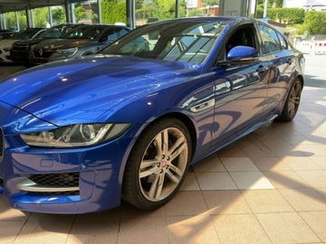Jaguar XE Sedan 2.0 i4 180KM 2017 Jaguar XE 20d R-Sport, zdjęcie 2