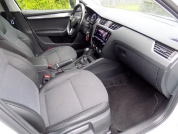 Skoda Octavia III Kombi Facelifting 2.0 TDI 150KM 2019 SKODA OCTAVIA 2,0 TDI 150 KM BEZWYPADKOWY LED DSG, zdjęcie 11