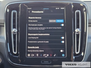 Volvo XC40 Crossover Facelifting 2.0 B3 163KM 2023 Volvo XC 40 PL Salon Core/Plus B3 163KM ACC BLIS M, zdjęcie 24