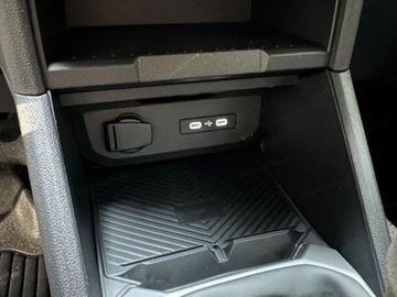 Dacia Duster III 2025 Od ręki - Journey 1.2 TCe mHEV / Pakiet Parking, Zimowy Plus, zdjęcie 9