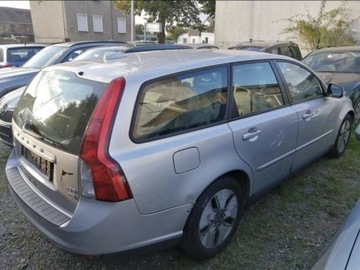 Volvo V50 1.6 DRIVe 109KM 2010 VOLVO V50 1.6 D 109 KM, zdjęcie 1