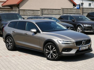 Volvo 2019 Volvo V60 CC AWD Pro Pamięć ACC skóra Komforty Blis Diody Keyles LKA Winter, zdjęcie 36