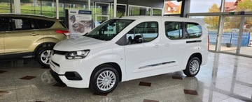 Toyota 2022 Toyota Proace City Verso Proace City Verso Long 7foteli 130KM z polskiego, zdjęcie 8