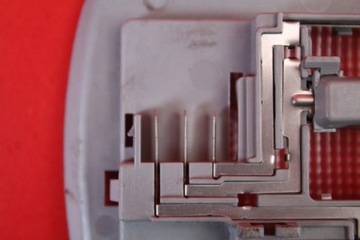 LAMPA OSVĚTLENÍ INTERIÉR PŘEDNÍ HONDA FR-V FRV 04-09
