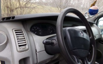 Renault Trafic II Furgon 2.0 dCi 115KM 2010 Renault Trafic Renault Trafic Passenger FAP L2H1 Expression 2.0 Diesel, zdjęcie 6