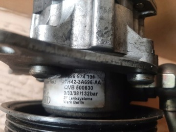 BMW E60 E61 M5 ČERPADLO SERVA 7696974