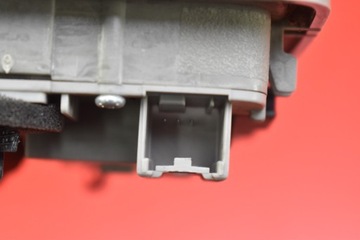 LAMPA OSVĚTLENÍ INTERIÉR ZADNÍ OPEL ANTARA 07R