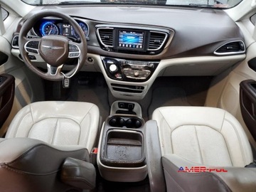 Chrysler Voyager V 2020 Chrysler Voyager 20202 r., 3,6L LXI 3.6 Benzyna 287KM, zdjęcie 8