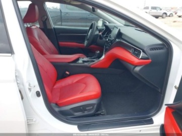 Toyota Camry IX 2021 Toyota Camry xse hybrid, 2022r., 2.5L 2.5 Hybryda 176KM, zdjęcie 8