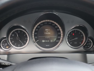 Mercedes Klasa E W212 Coupe 200 CGI BlueEFFICIENCY 184KM 2011 Mercedes E E 200, Salon Polska, Serwis ASO, zdjęcie 10