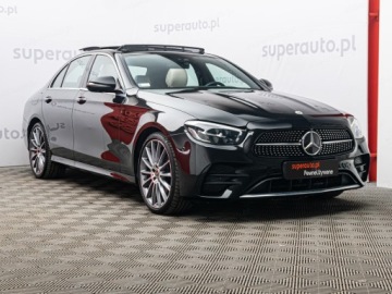 Mercedes Klasa E W213 Limuzyna Facelifting 2.0 220d 200KM 2022 MERCEDES-BENZ E Klasa 220 d 4-Matic 2.0 (200KM) 2022, zdjęcie 2