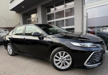 Toyota Camry IX Sedan 2.5 Hybrid Dynamic Force 218KM 2021 Toyota Camry salon Polska, FV-VAT 23, Gwarancja, 1 rej. 2022r. 2.5 Hybryda, zdjęcie 20