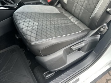 Volkswagen T-Roc I SUV Facelifting 1.5 TSI ACT 150KM 2022 Volkswagen T-Roc 1.5 TSI 150KM R-Line DSG Pakiet B, zdjęcie 13