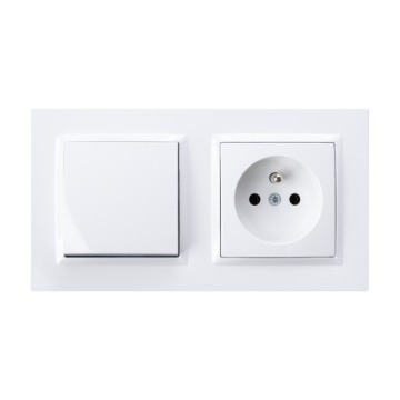 SIMON 10 ДВОЙНАЯ РАМКА БЕЛАЯ CR2/11