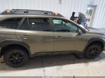 Subaru 2022 Subaru Outback 2022 Subaru Outback Wilderness 2.4 Benzyna 260KM, zdjęcie 5