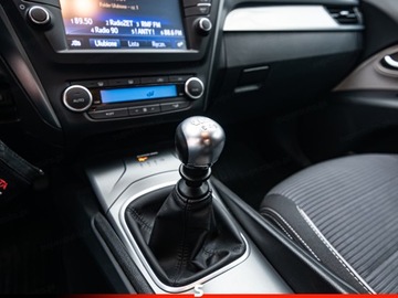 Toyota Avensis III Sedan Facelifting 2015 2.0 D-4D 143KM 2016 TOYOTA Avensis 2.0 D-4D Sedan 143KM 2016, zdjęcie 17